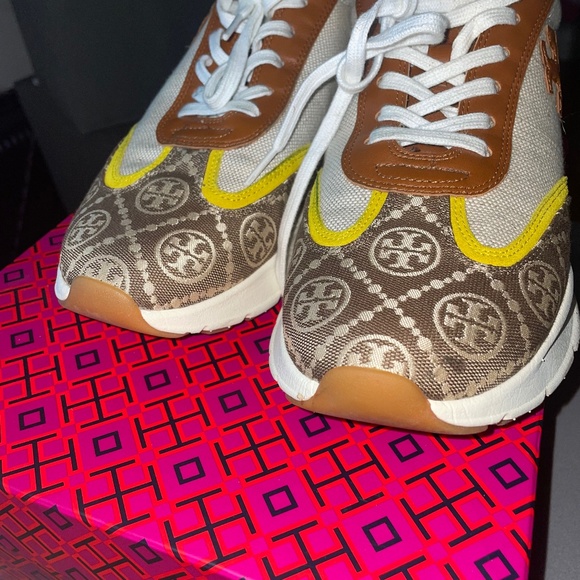 Tory Burch Goodluck Trainer Monogram - Picture 1 of 3